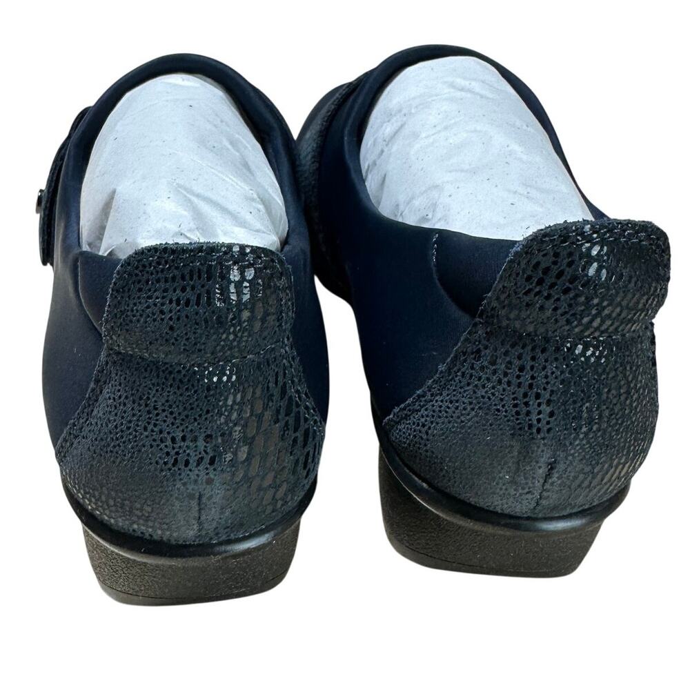 Revere Genoa Women's Stretch Loafer Navy Blue Size 6M New in Box Condition - Picture 3 of 9